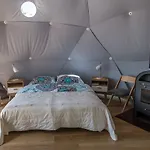 Glamping Podgrodzie Luxussátor Nowe Warpno