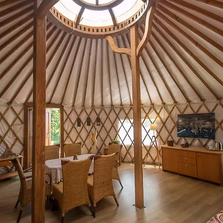 Glamping Podgrodzie *
