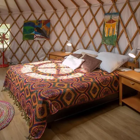 Glamping Podgrodzie *