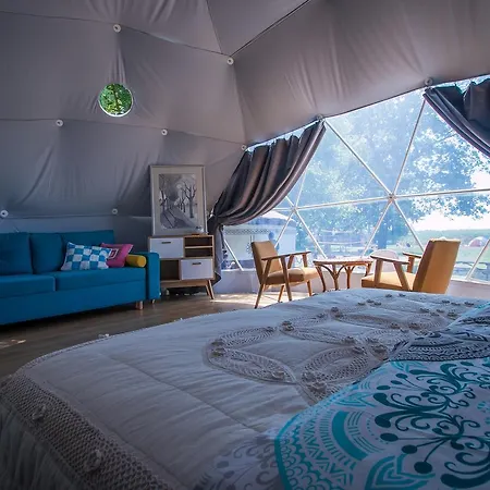 Glamping Podgrodzie ラグジュアリーテント *
