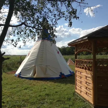 Luxussátor Glamping Podgrodzie Nowe Warpno